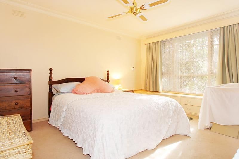 94 Fonteyn Drive, WANTIRNA SOUTH VIC 3152, Wantirna South - Thumbnail 6