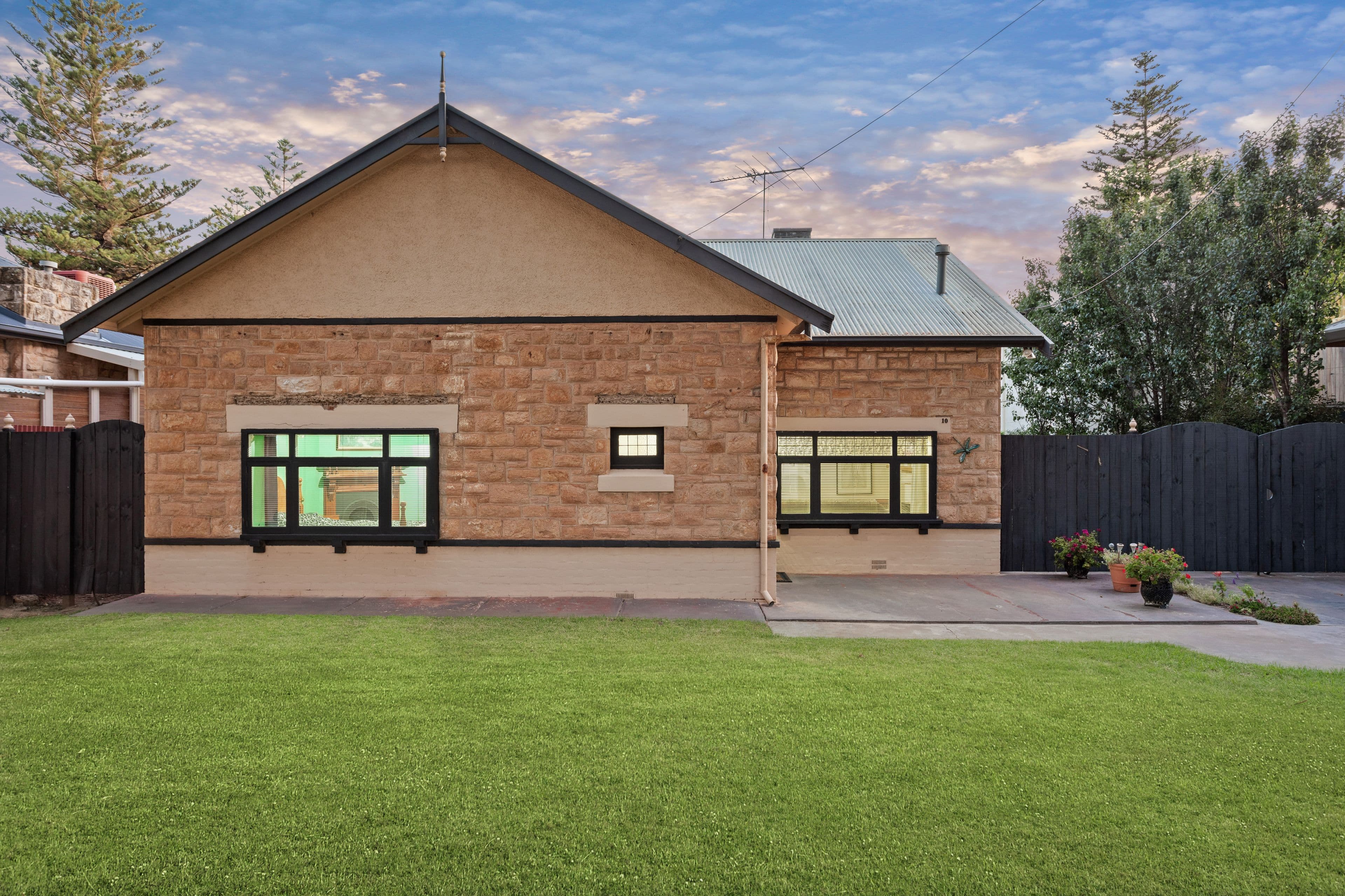 110 North Street, Henley Beach SA 5022, Henley Beach - Thumbnail 3