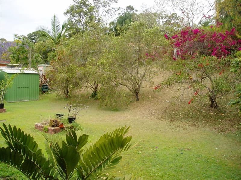 22 Balfour Crescent, HIGHLAND PARK QLD 4211, Highland Park - Thumbnail 4
