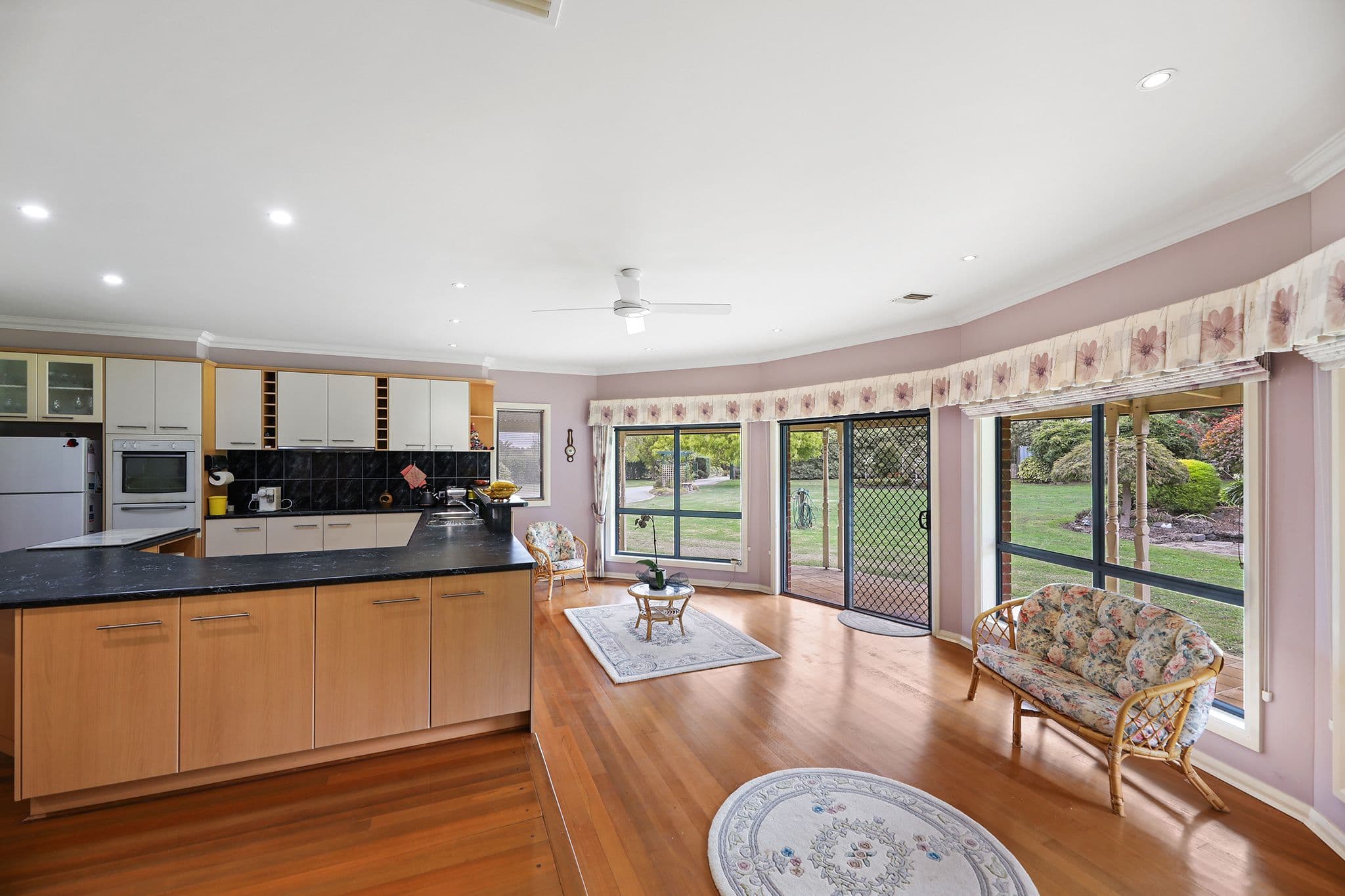 9A Lancelot Court, Drouin VIC 3818, Drouin - Thumbnail 3