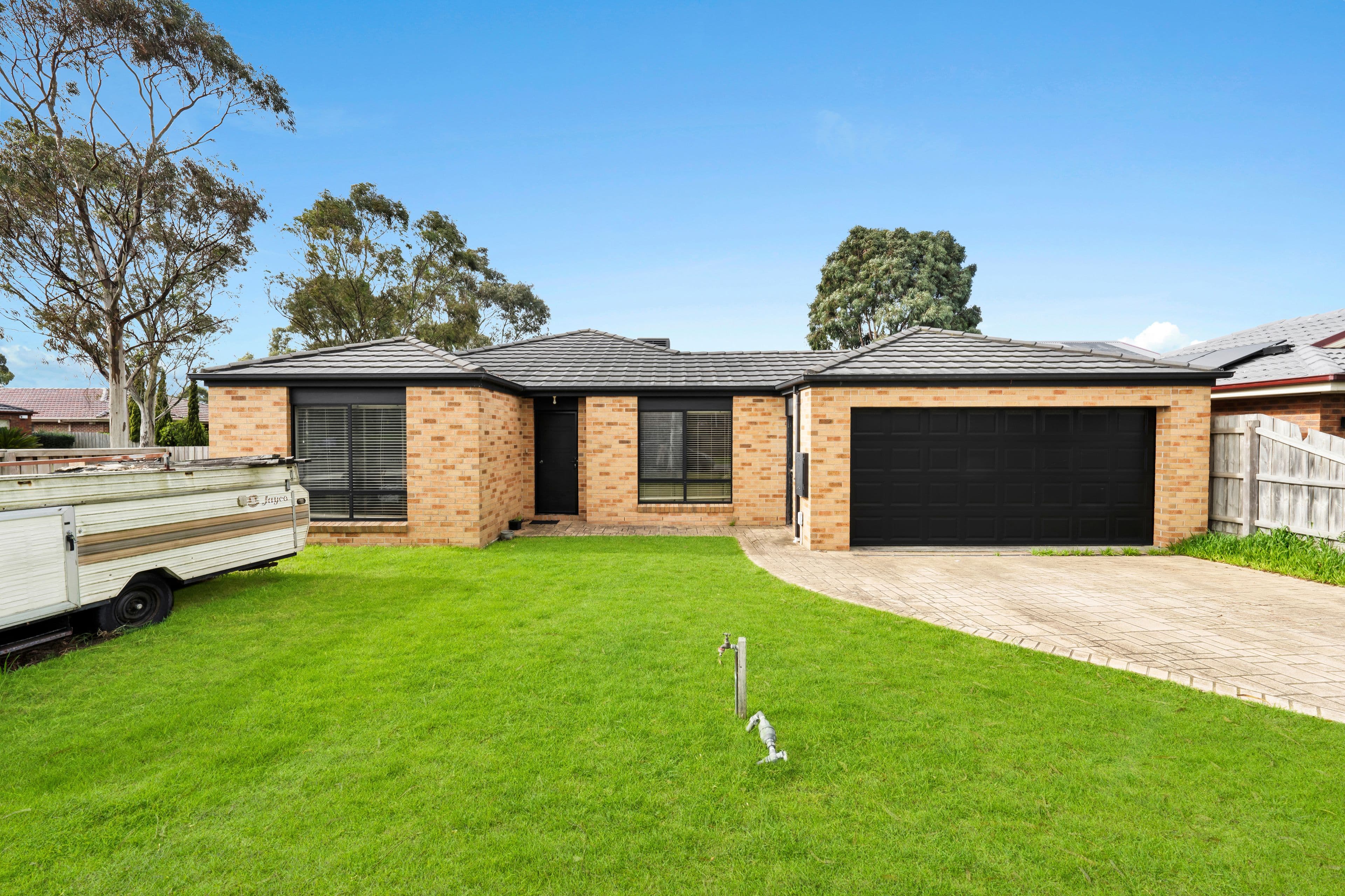 10 Clancy Crescent, Carrum Downs VIC 3201, Carrum Downs - Image 1