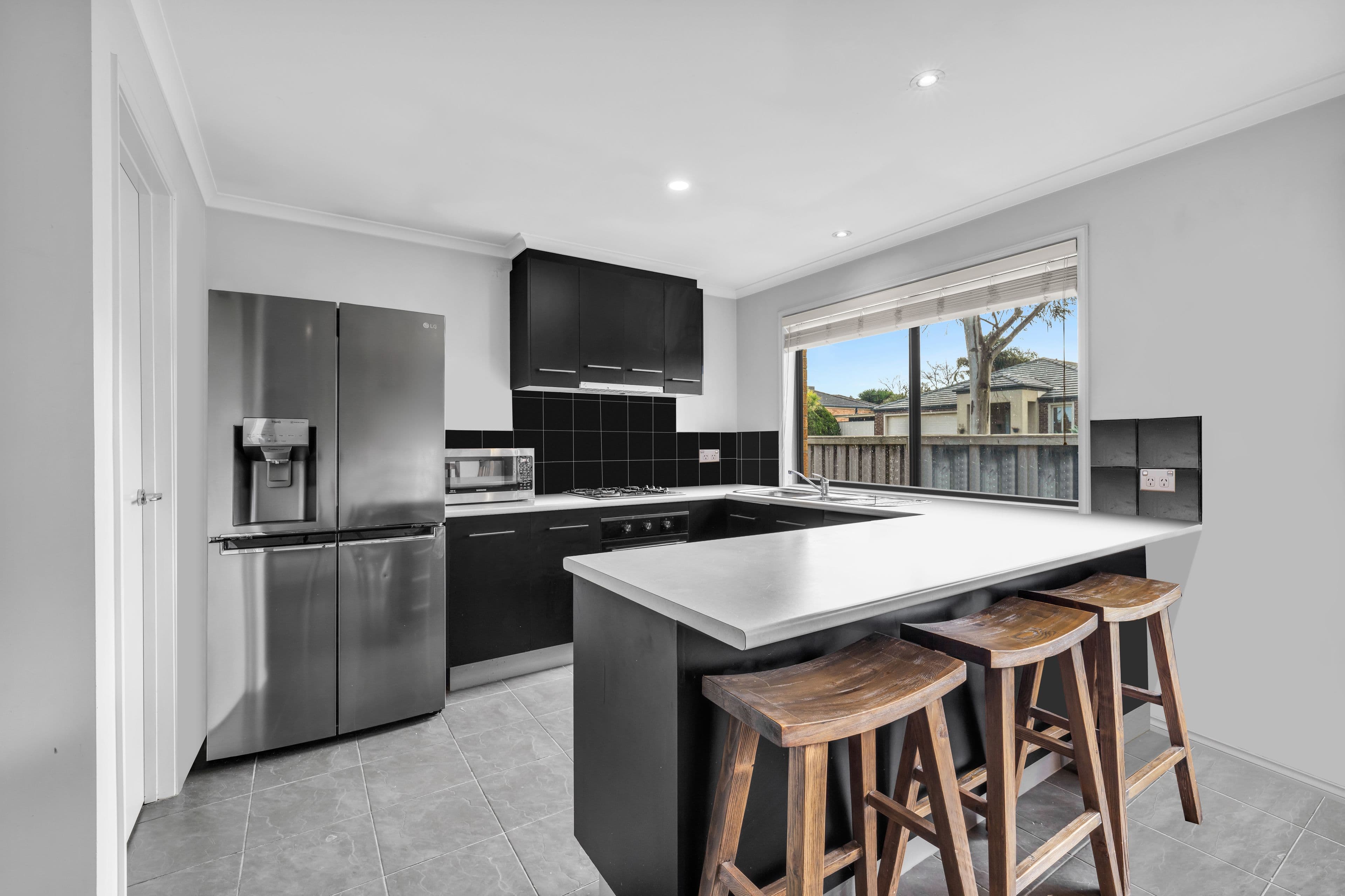 10 Clancy Crescent, Carrum Downs VIC 3201, Carrum Downs - Thumbnail 3