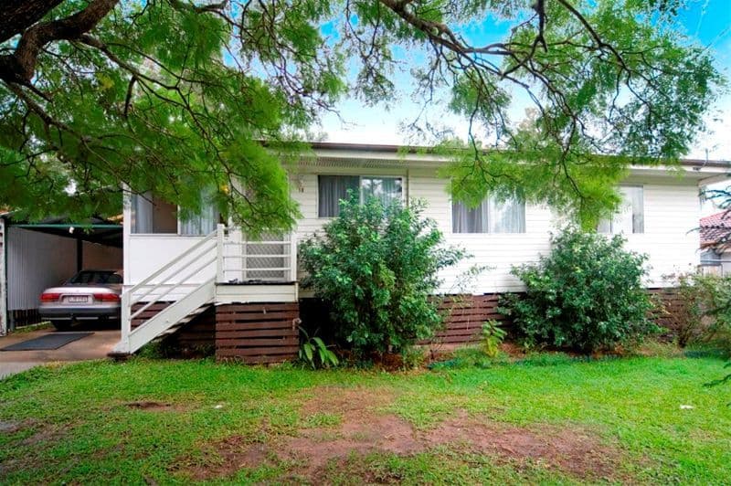 10 Dorricott Crescent, GOODNA QLD 4300, Goodna - Thumbnail 2