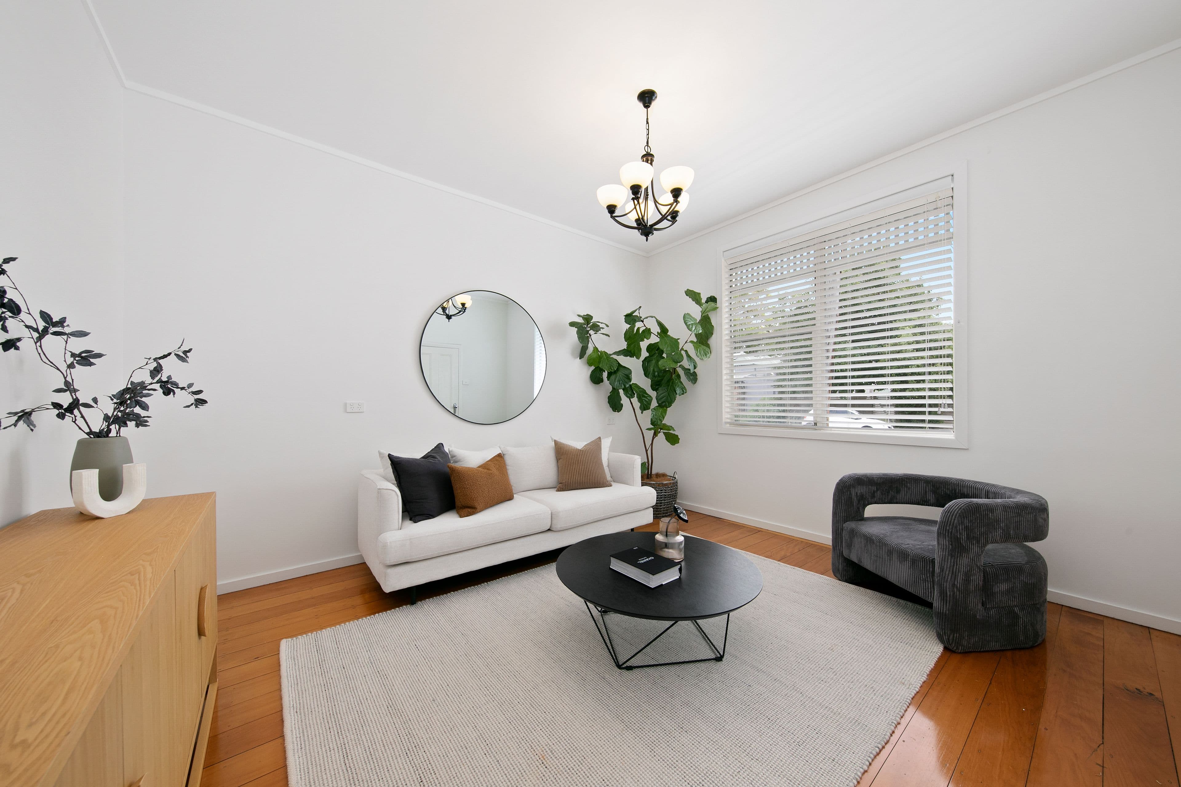 6 Devon Street, Hamilton NSW 2303, Hamilton - Thumbnail 2