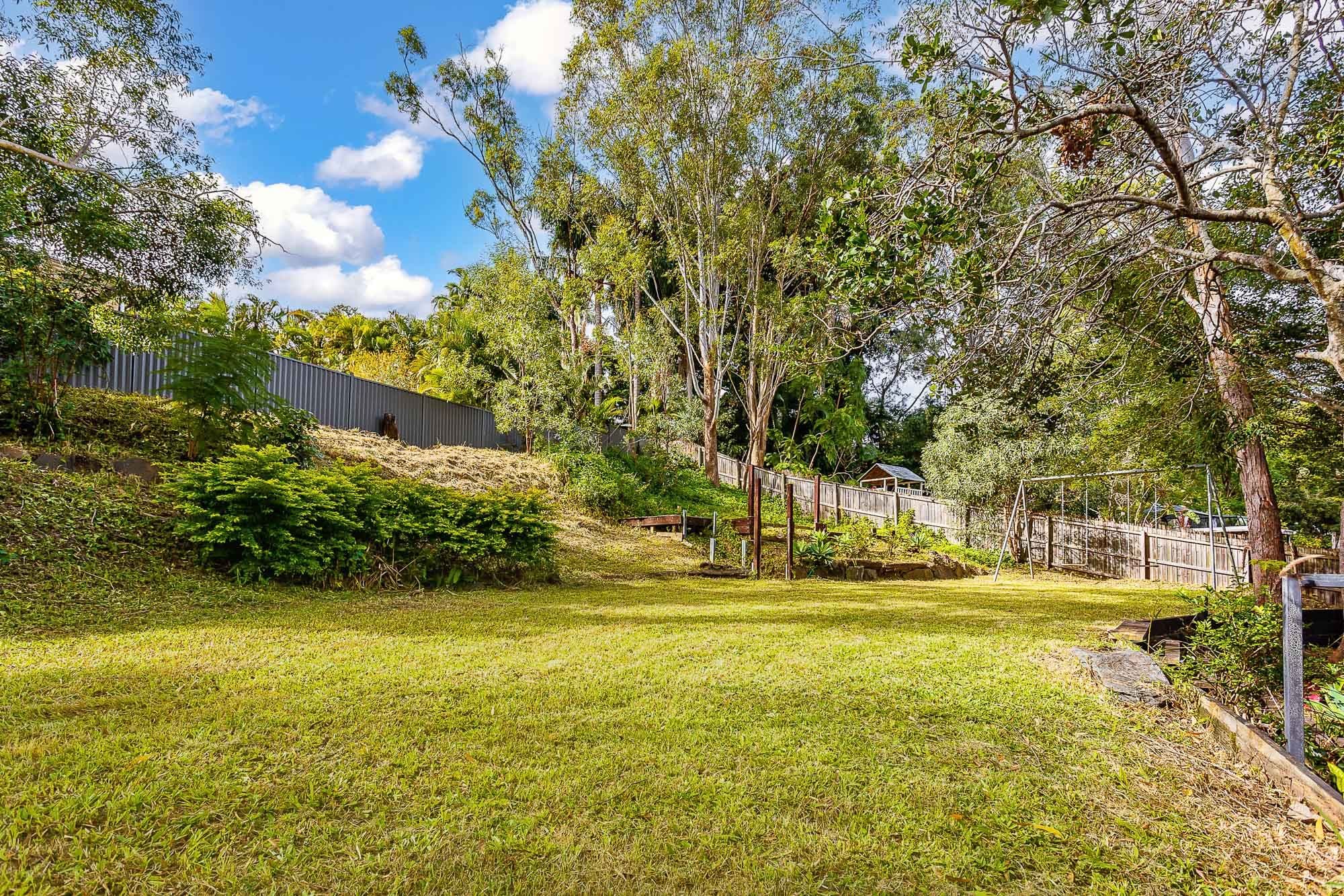 9 Bernadette Place, Highland Park QLD 4211, Highland Park - Thumbnail 4