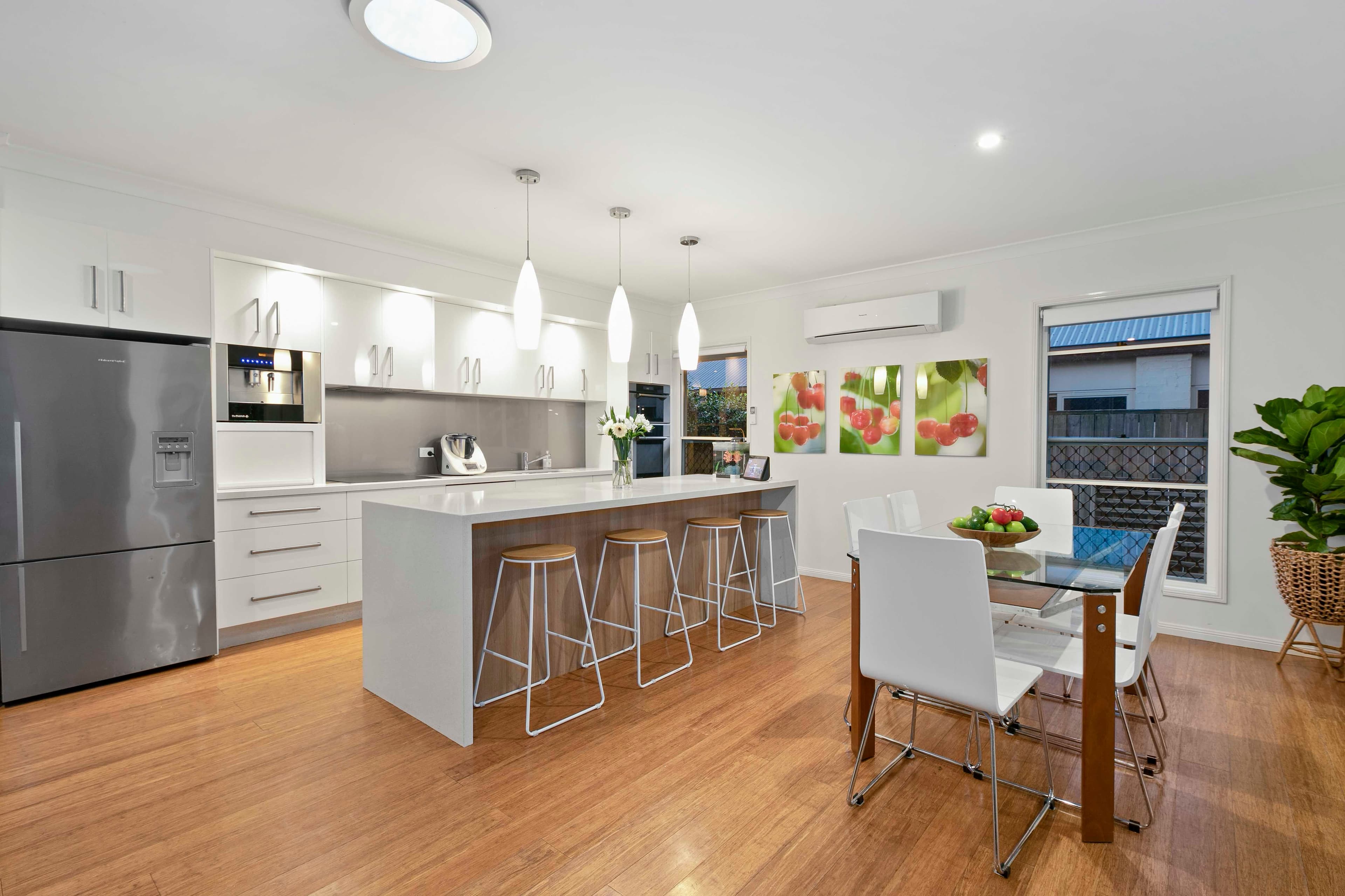 1 Park View Court, Sinnamon Park QLD 4073, Sinnamon Park - Thumbnail 3