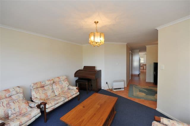 14 Karyn Street, CENTENARY HEIGHTS QLD 4350, Centenary Heights - Thumbnail 6