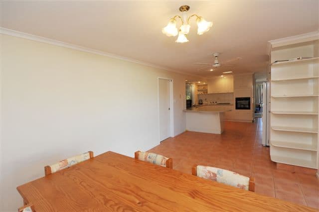 14 Karyn Street, CENTENARY HEIGHTS QLD 4350, Centenary Heights - Thumbnail 8