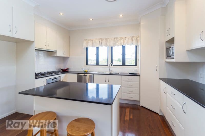 105 Mons Road, CARINA HEIGHTS QLD 4152, Carina Heights - Thumbnail 2