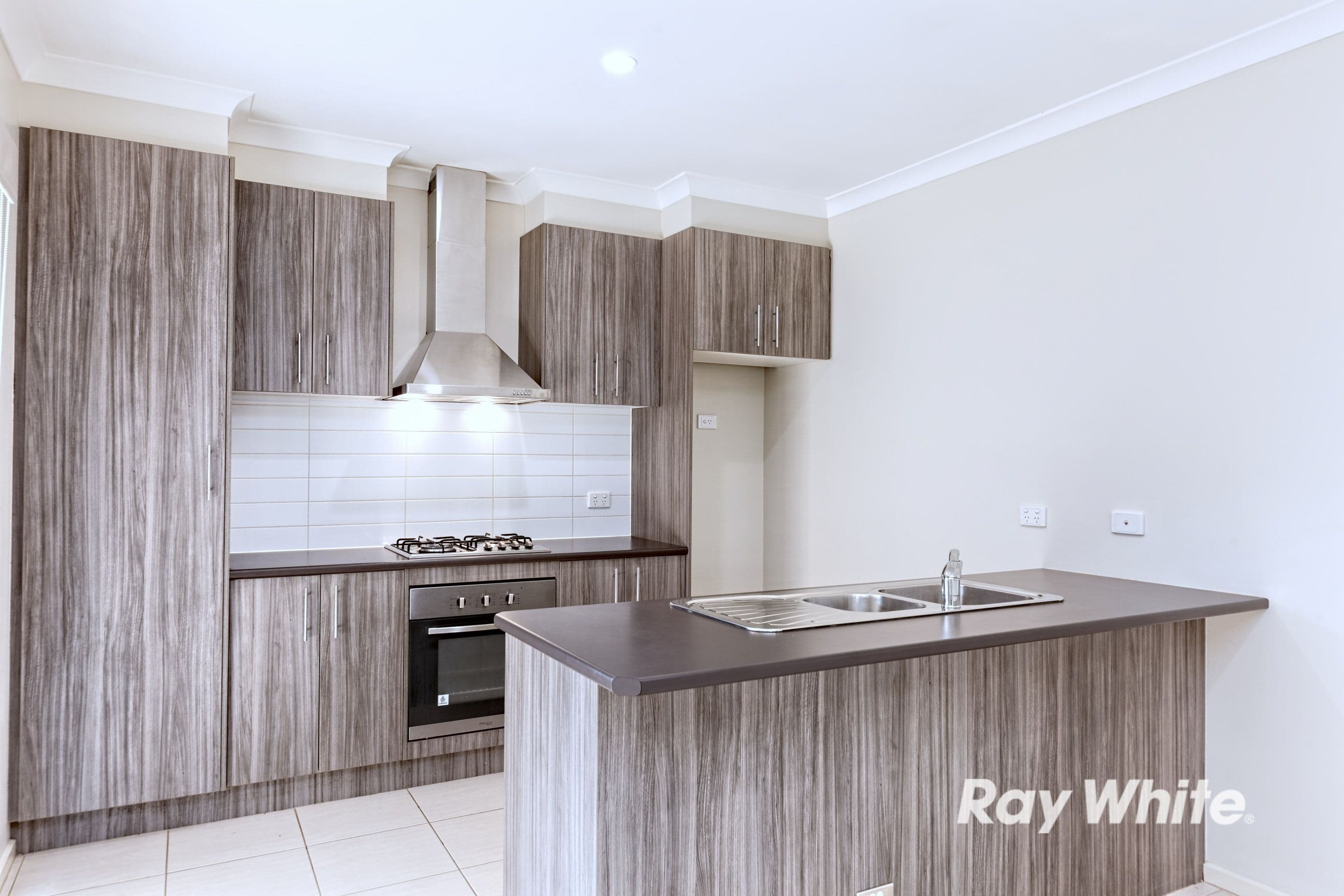 60 Toritta Way, Truganina VIC 3029, Truganina - Thumbnail 4