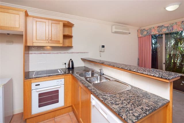 89 John Lund Drive, HOPE ISLAND QLD 4212, Hope Island - Thumbnail 5