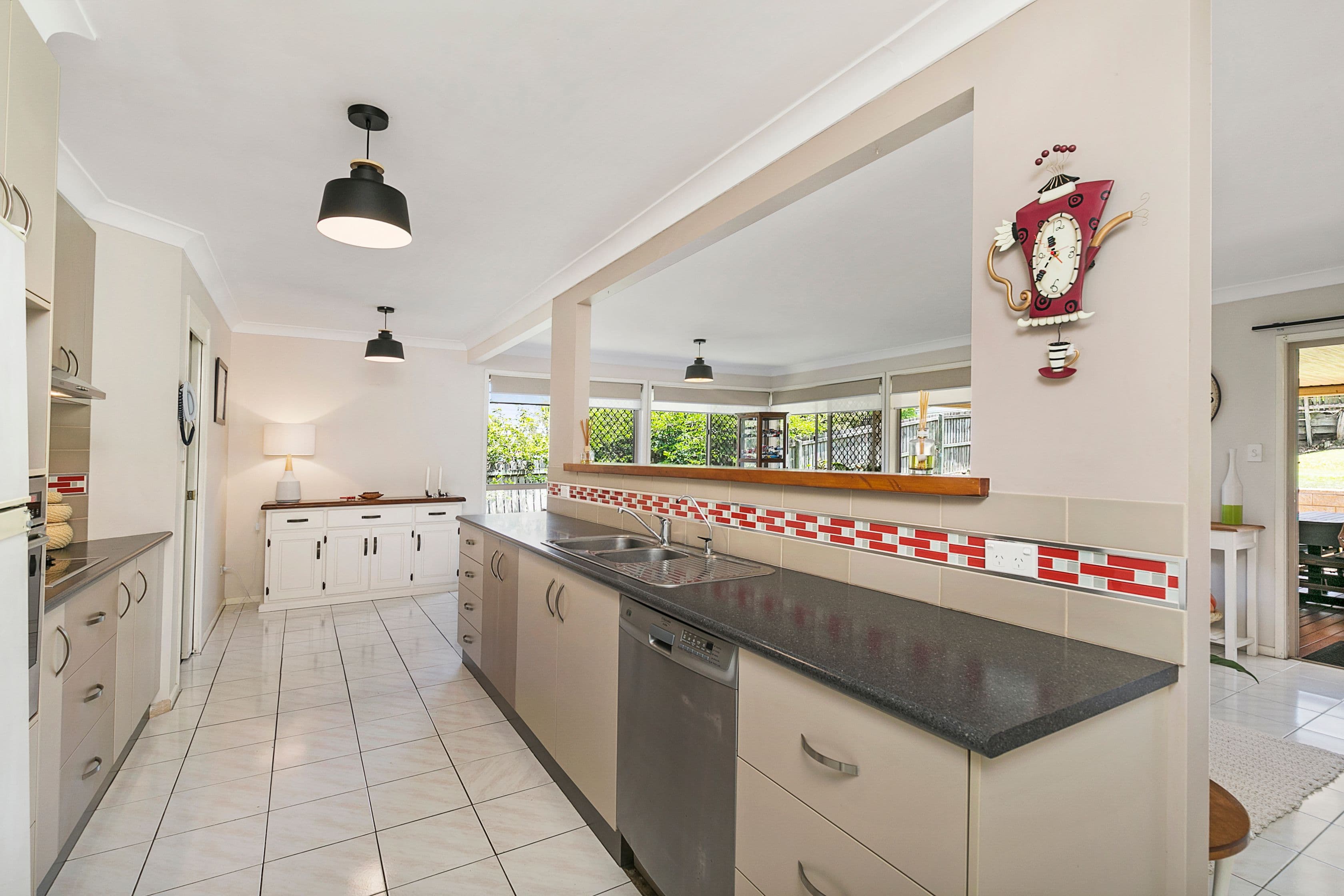 13 Goorawin Street, Alexandra Hills QLD 4161, Alexandra Hills - Thumbnail 3