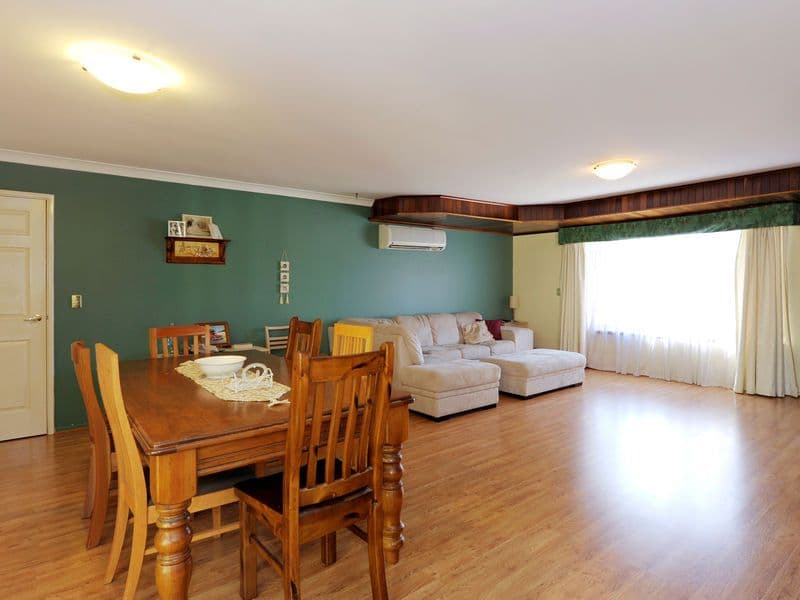 3 Nerrima Close, COOLOONGUP WA 6168, Cooloongup - Thumbnail 2