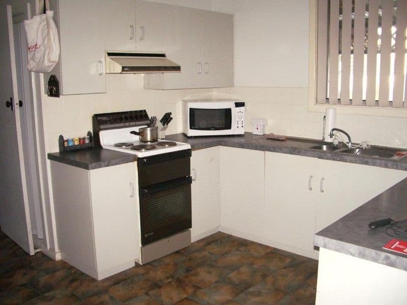 59 Densley Avenue, BORDERTOWN SA 5268, Bordertown - Thumbnail 3