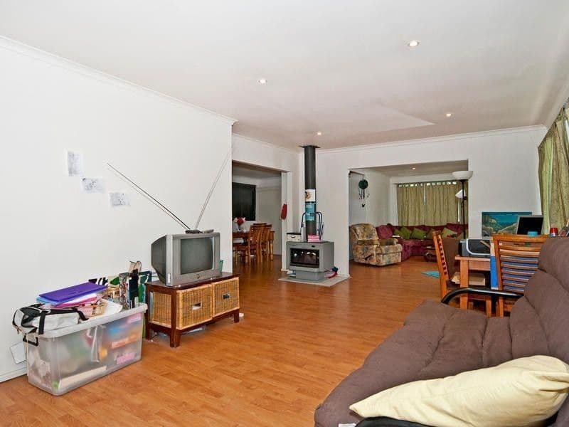 24 Kanangra Street, REDBANK PLAINS QLD 4301, Redbank Plains - Thumbnail 4