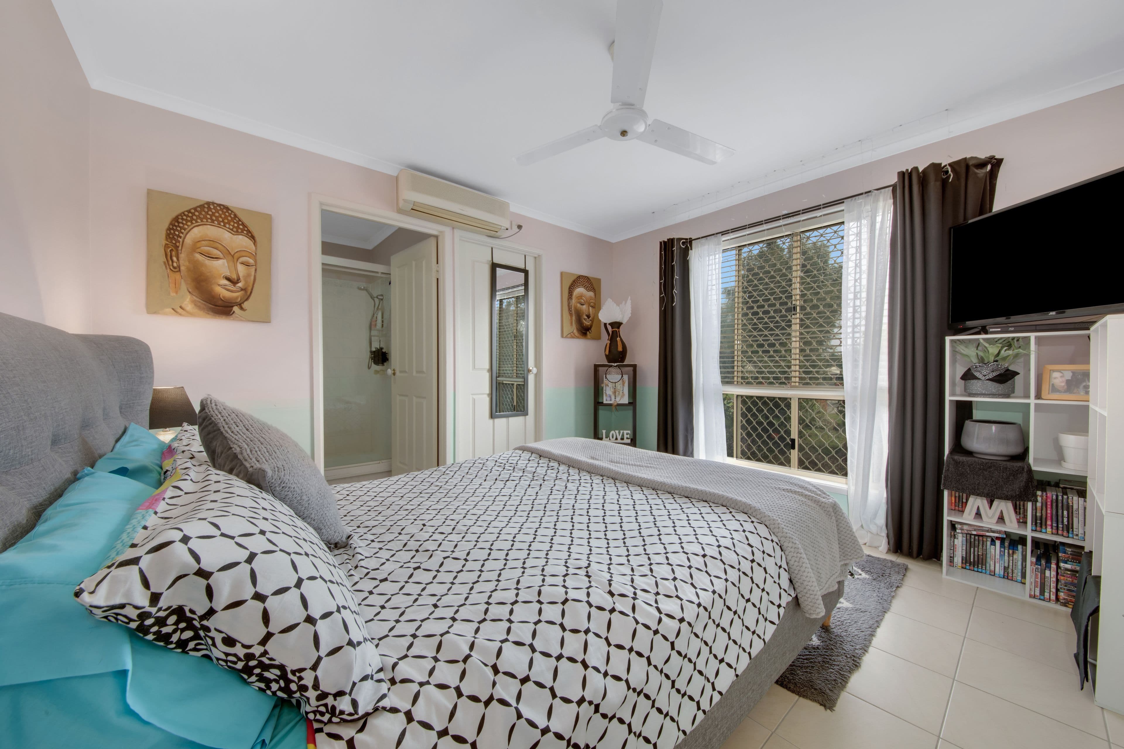 10 Lagoon Court, Clinton QLD 4680, Clinton - Thumbnail 2