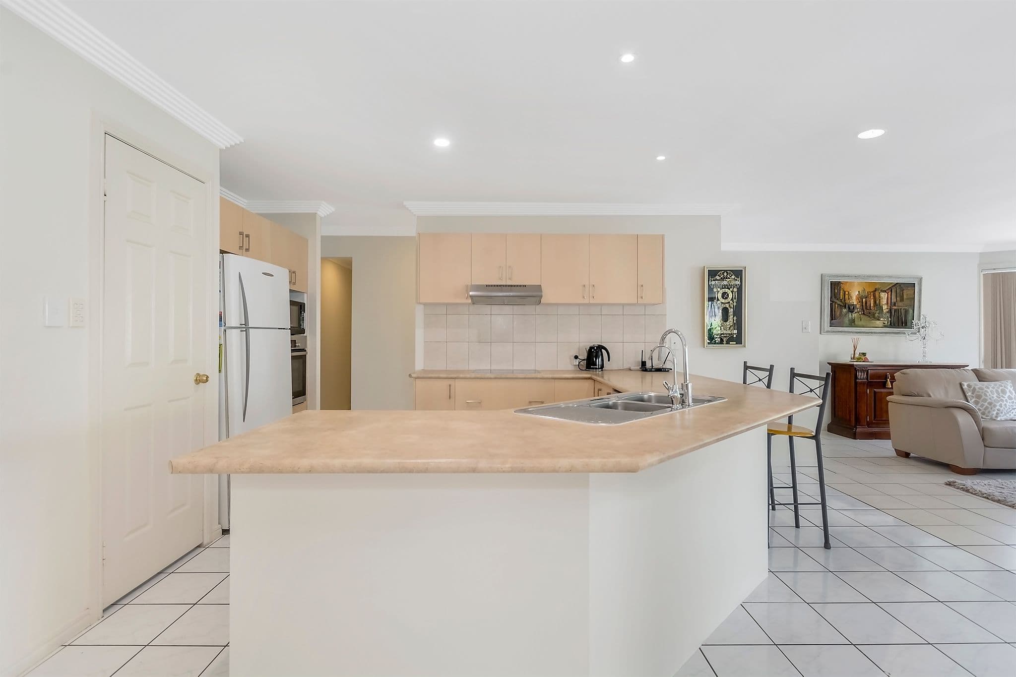 1 Rosebud Close, Parkwood QLD 4214, Parkwood - Thumbnail 5