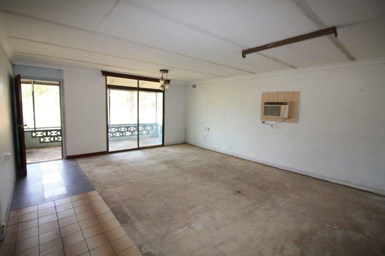44 Mackay Street, Pentland QLD 4816, Pentland - Thumbnail 4