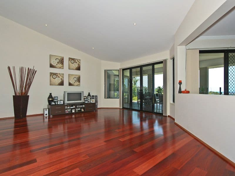 21 Salvado Cresent, PACIFIC PINES QLD 4211, Pacific Pines - Thumbnail 4