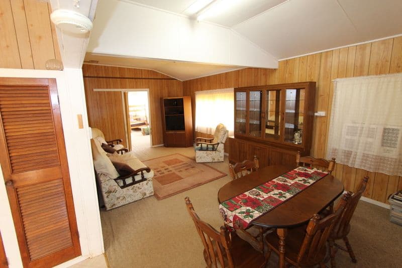 31 Parry Street, Charleville QLD 4470, Charleville - Thumbnail 4