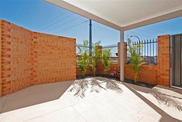 Unit 7 - 18 Flynn Street, CANNING VALE WA 6155, Canning Vale - Thumbnail 4