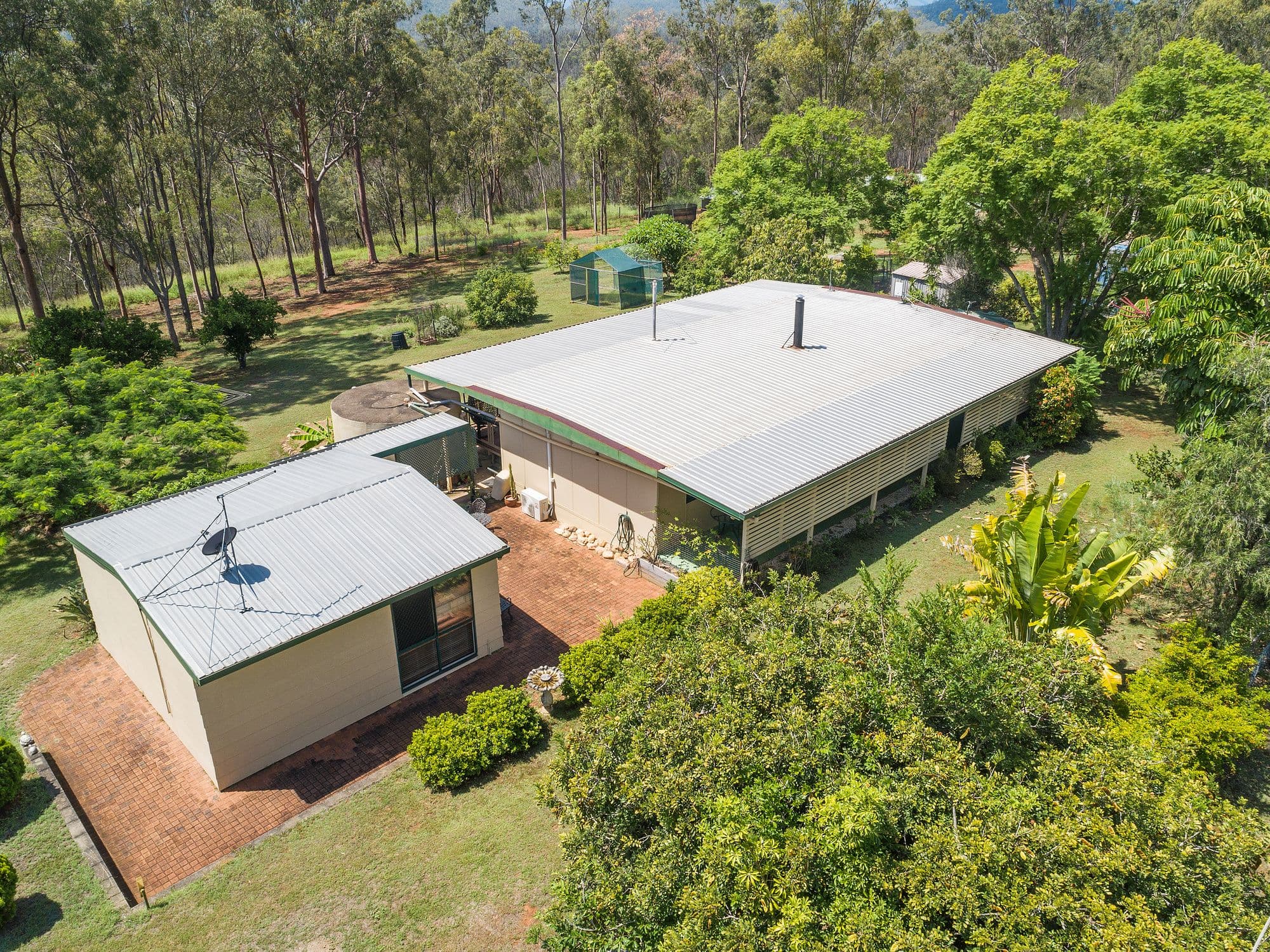 76 Lockyer View Road, Wivenhoe Pocket QLD 4306, Wivenhoe Pocket - Thumbnail 2