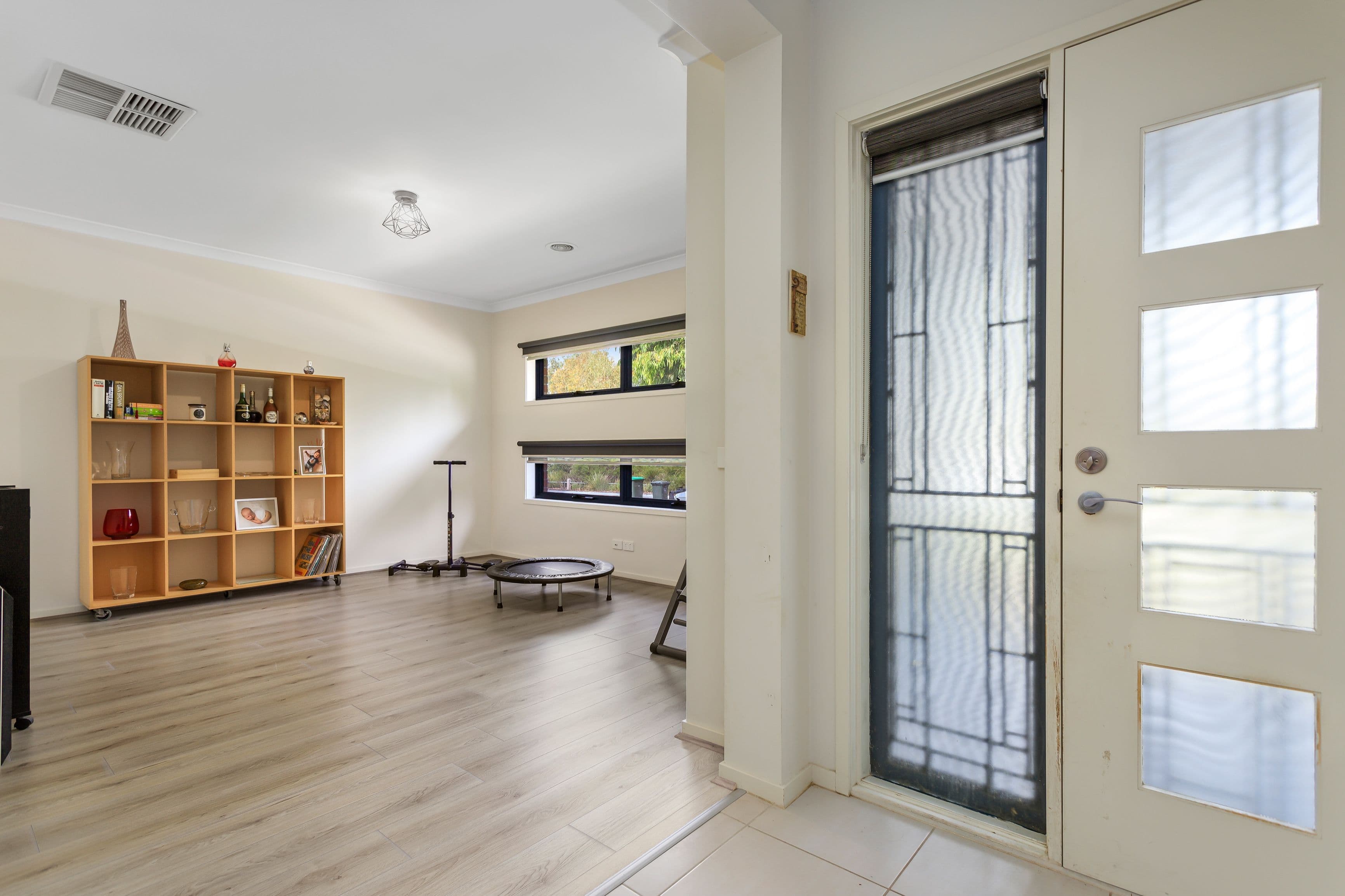 16 Vasari Gardens, Mernda VIC 3754, Mernda - Thumbnail 2