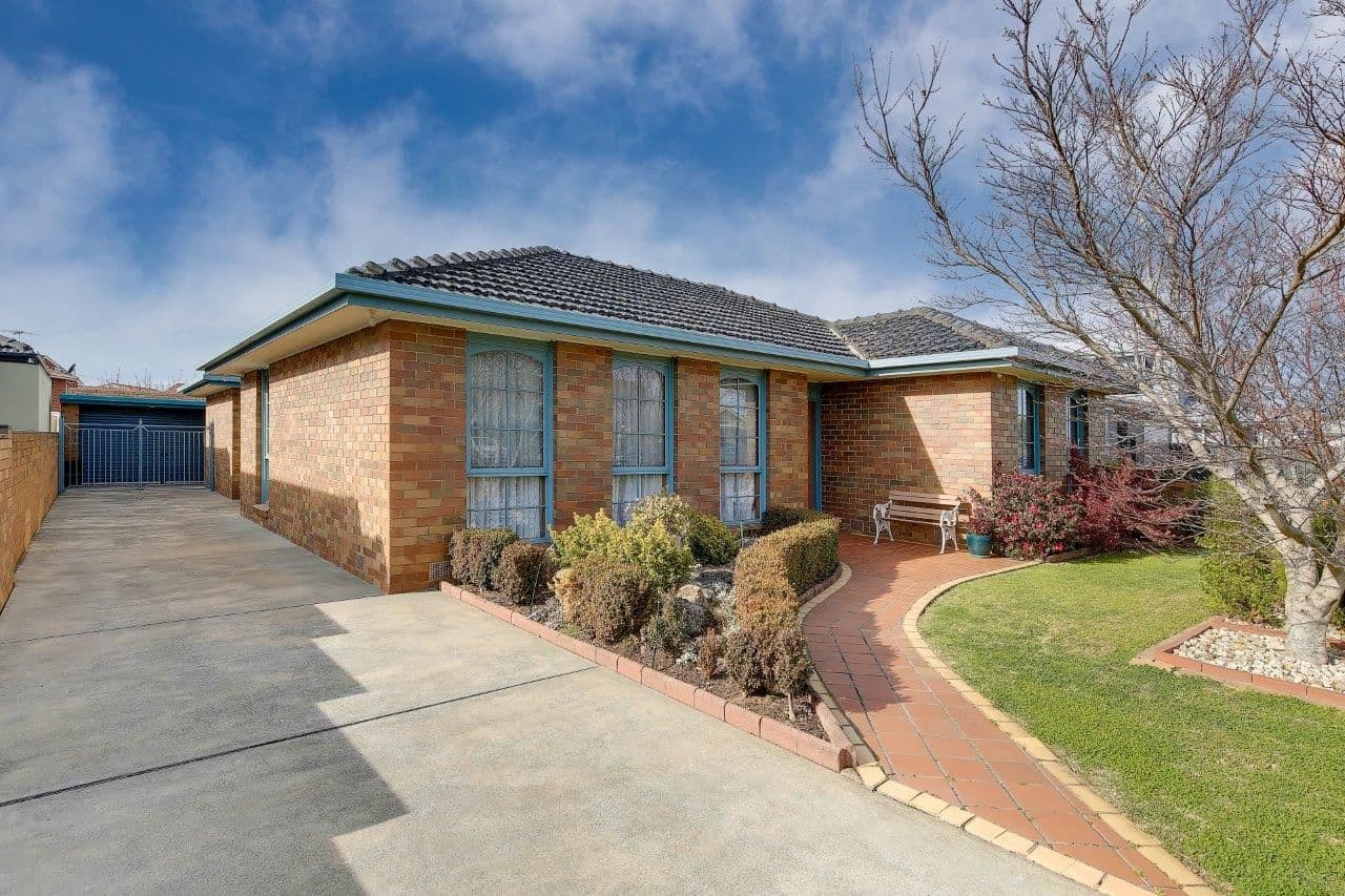 7 Dixon Avenue, Werribee VIC 3030, Werribee - Image 1