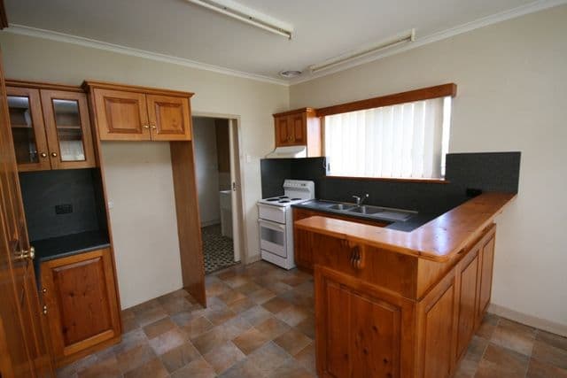 26 Beare Street, CLARE SA 5453, Clare - Thumbnail 6