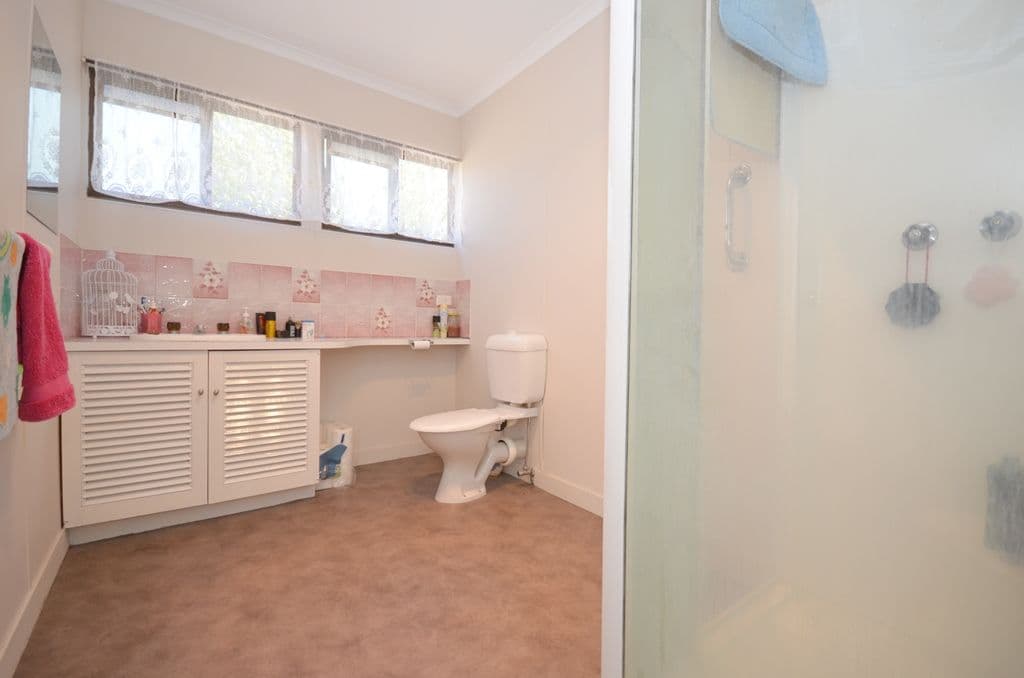 7 Hinkler Avenue, Sebastopol VIC 3356, Sebastopol - Thumbnail 5