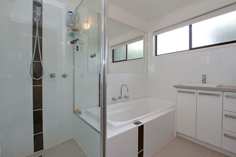 147 Eighth Avenue, ROSEBUD VIC 3939, Rosebud - Thumbnail 6