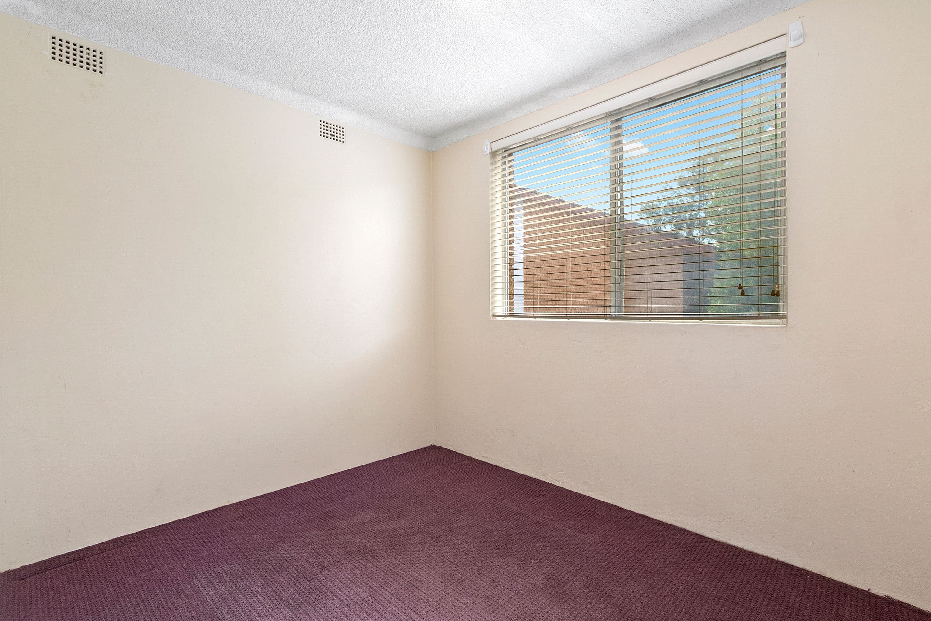 15 First Street, Kingswood - Thumbnail 5