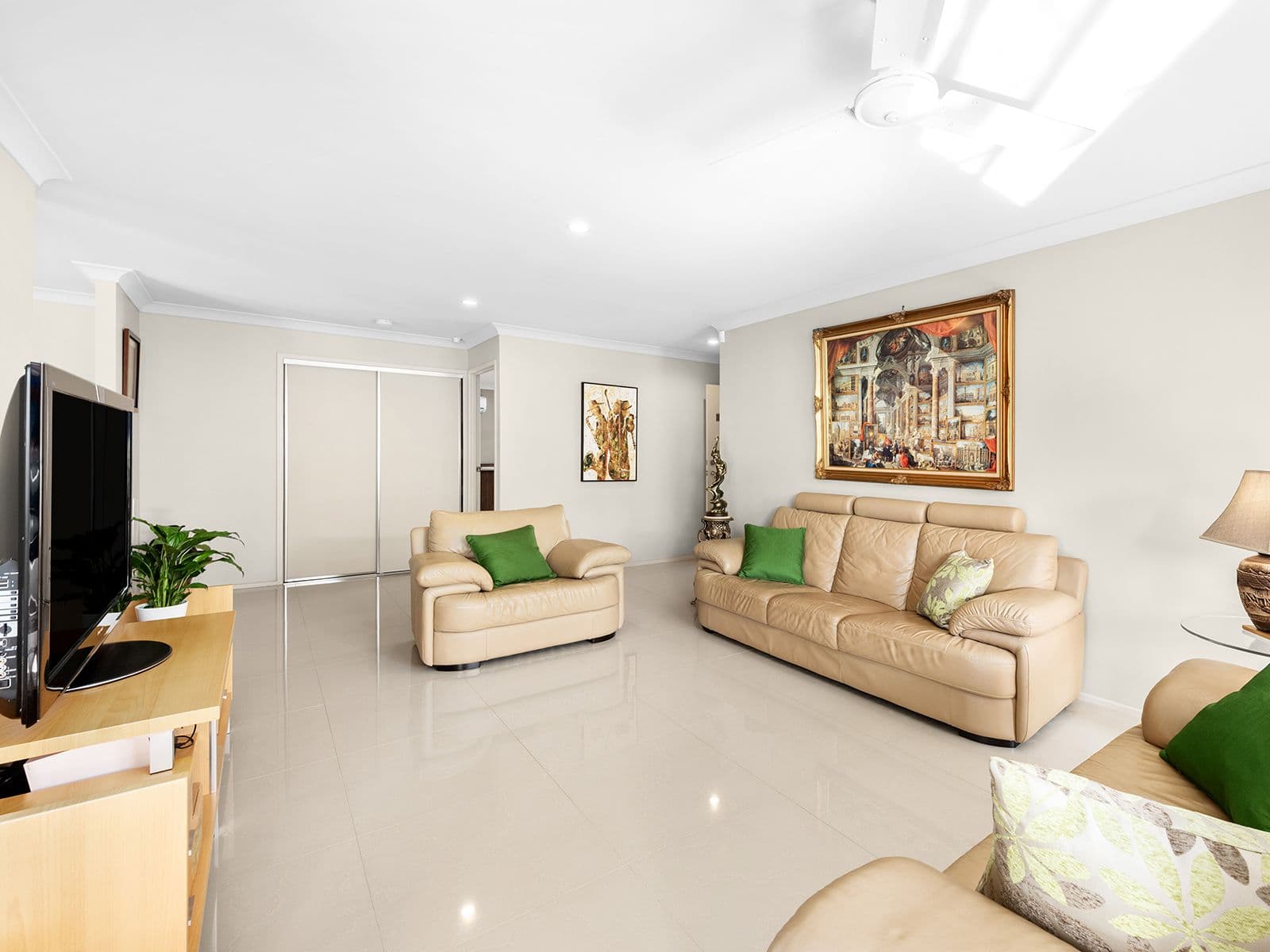 17 Macaranga Crescent, Carseldine QLD 4034, Carseldine - Thumbnail 3