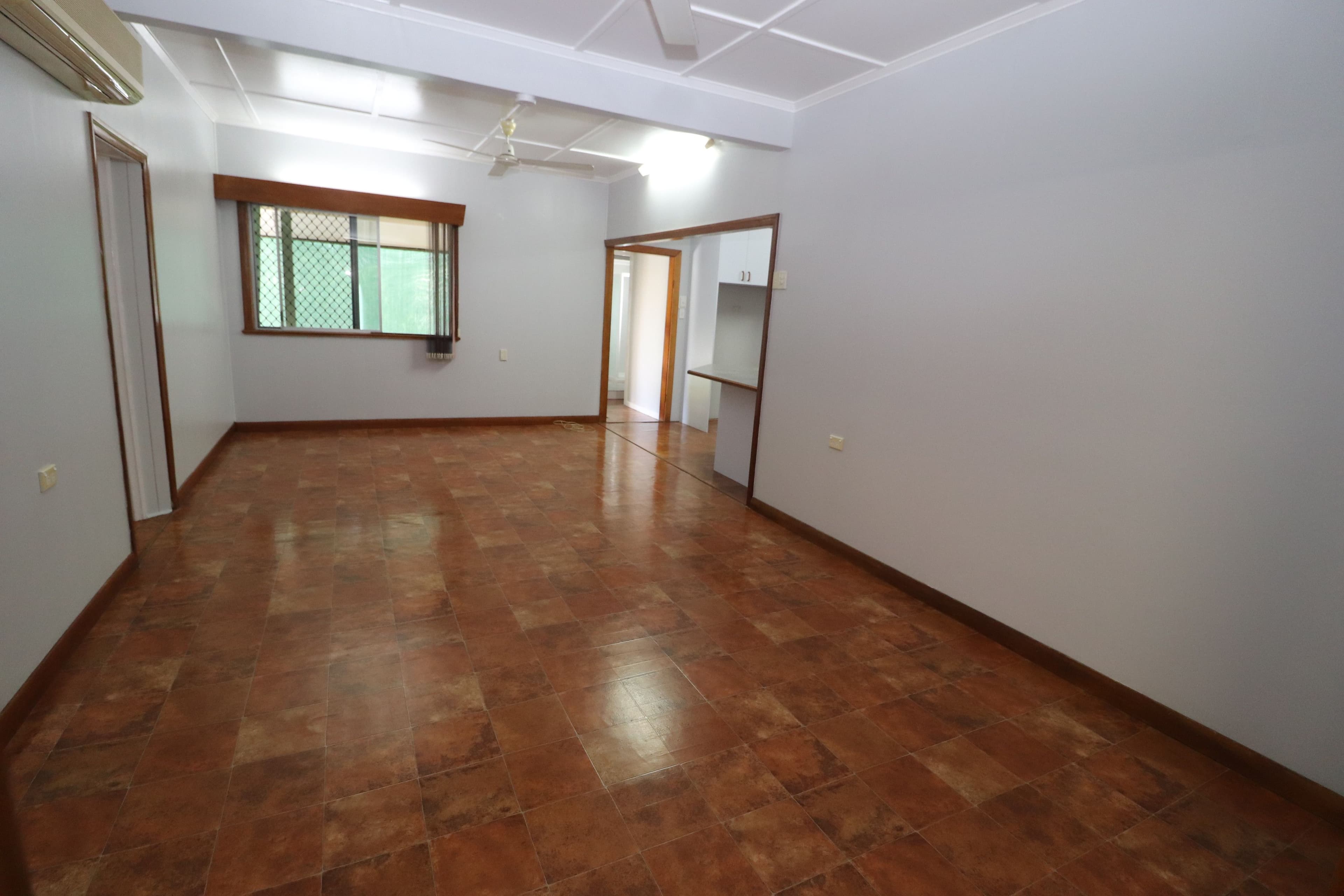 7 Hunter Street, Ingham QLD 4850, Ingham - Thumbnail 3