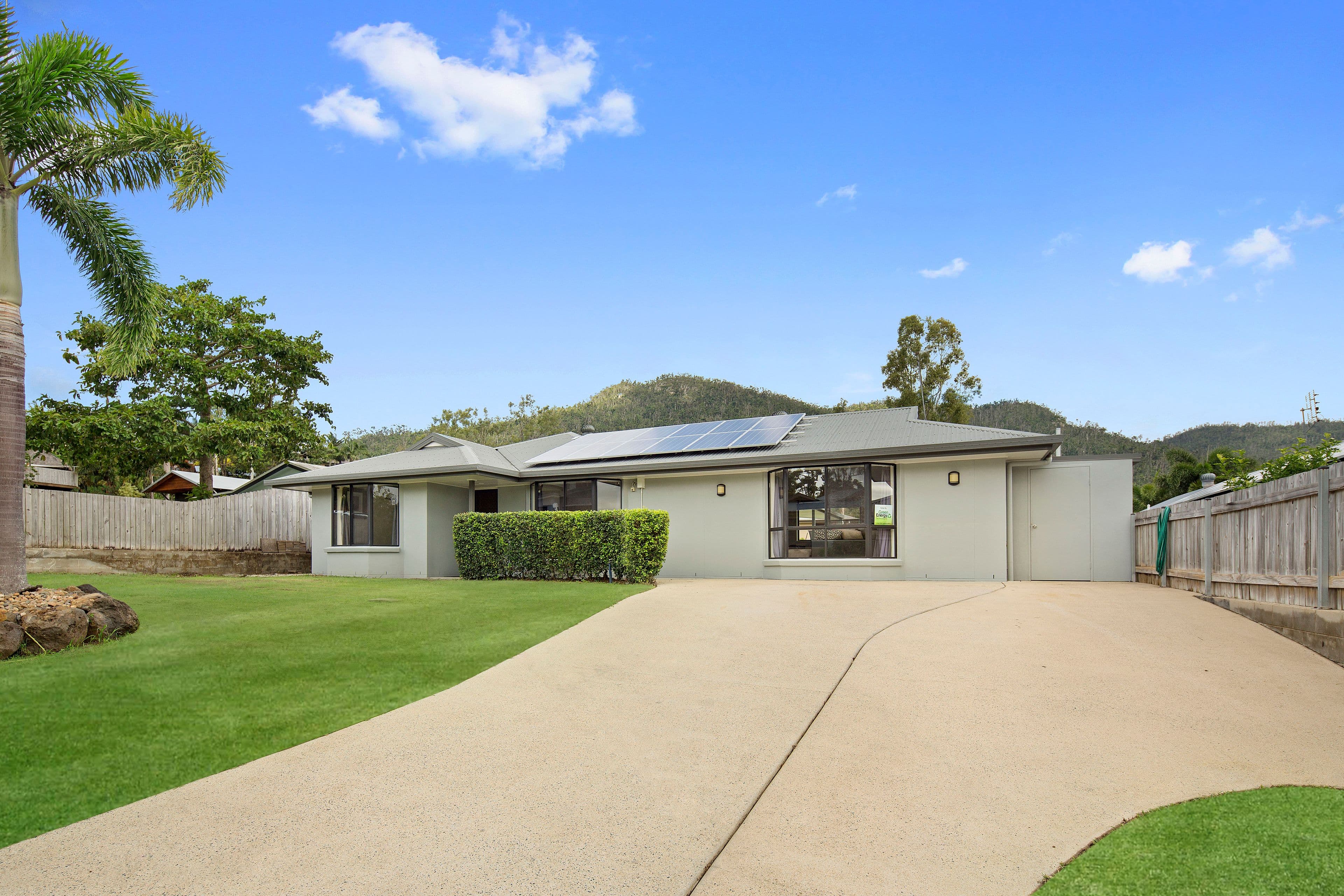 9 Links Drive, Cannonvale QLD 4802, Cannonvale - Image 1