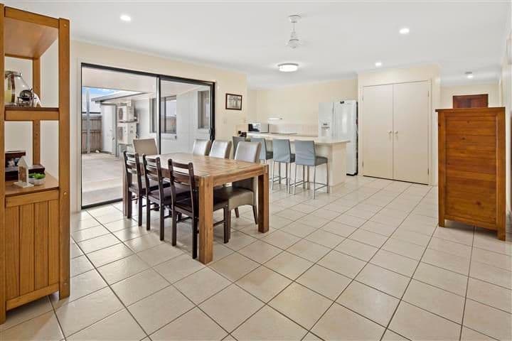 9 Links Drive, Cannonvale QLD 4802, Cannonvale - Thumbnail 3