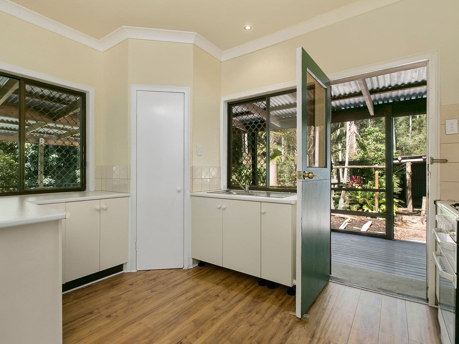 826 Cootharaba Road, Cootharaba QLD 4565, Cootharaba - Thumbnail 2