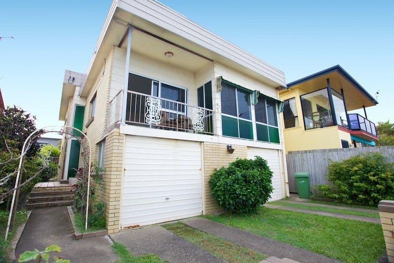9 Tobruk Street, Wangan, QLD, 4871, Wangan - Thumbnail 2