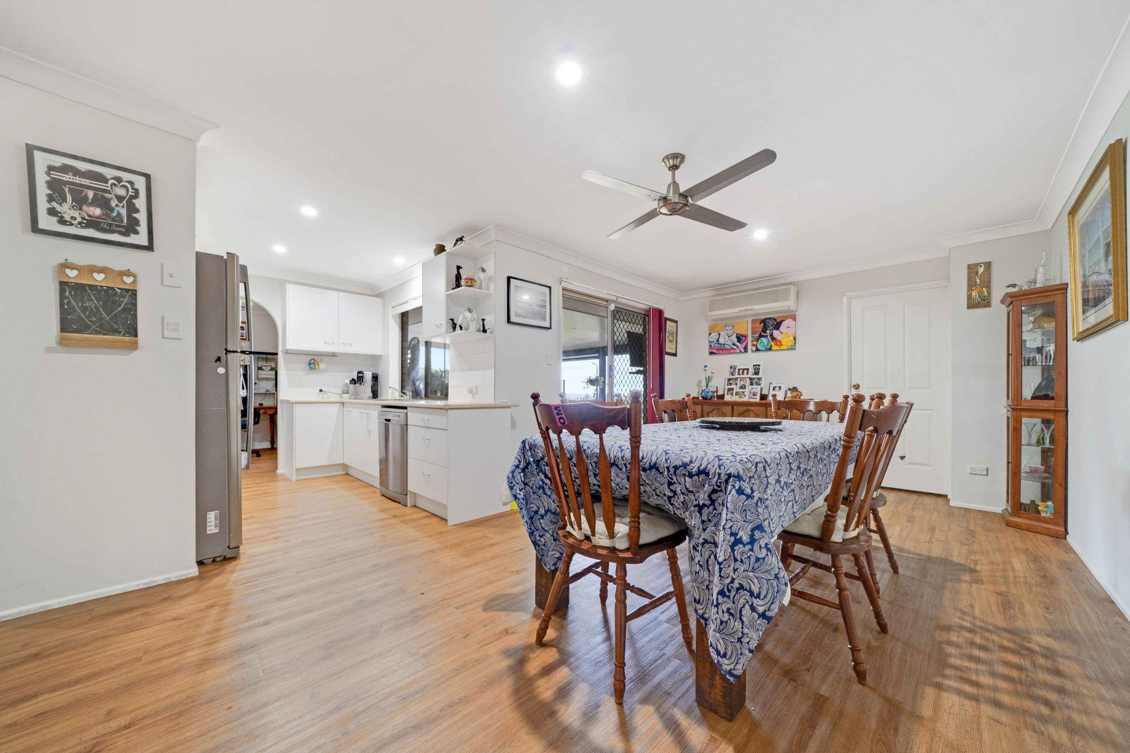 45 Hillside Crescent, Edens Landing QLD 4207, Edens Landing - Thumbnail 7