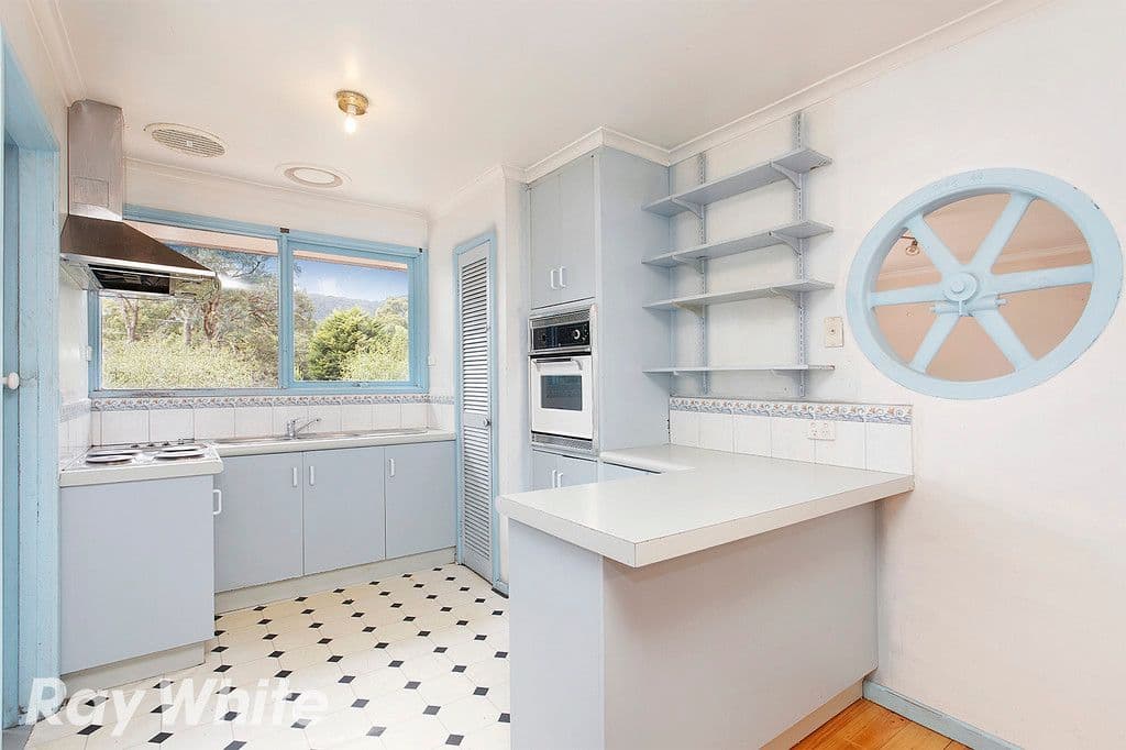 42 Francis Crescent, Ferntree Gully VIC 3156, Ferntree Gully - Thumbnail 3