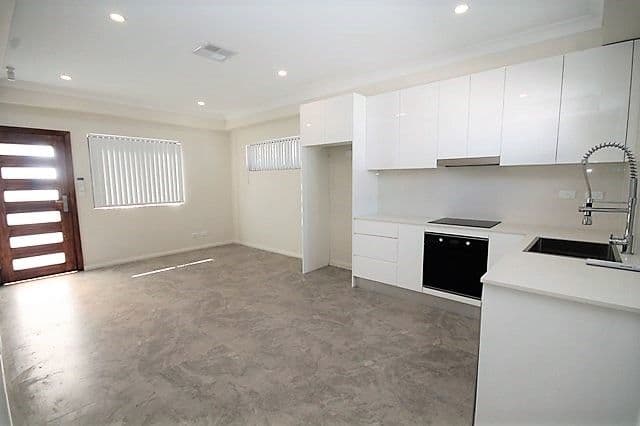 12 Hill Road, Lurnea NSW 2170, Lurnea - Thumbnail 2