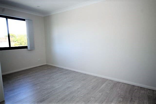 12 Hill Road, Lurnea NSW 2170, Lurnea - Thumbnail 4