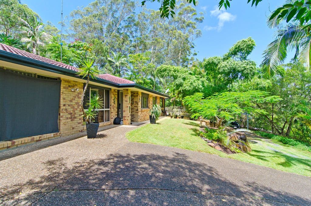 13 Coote Court, CURRUMBIN WATERS QLD 4223, Currumbin Waters - Thumbnail 2
