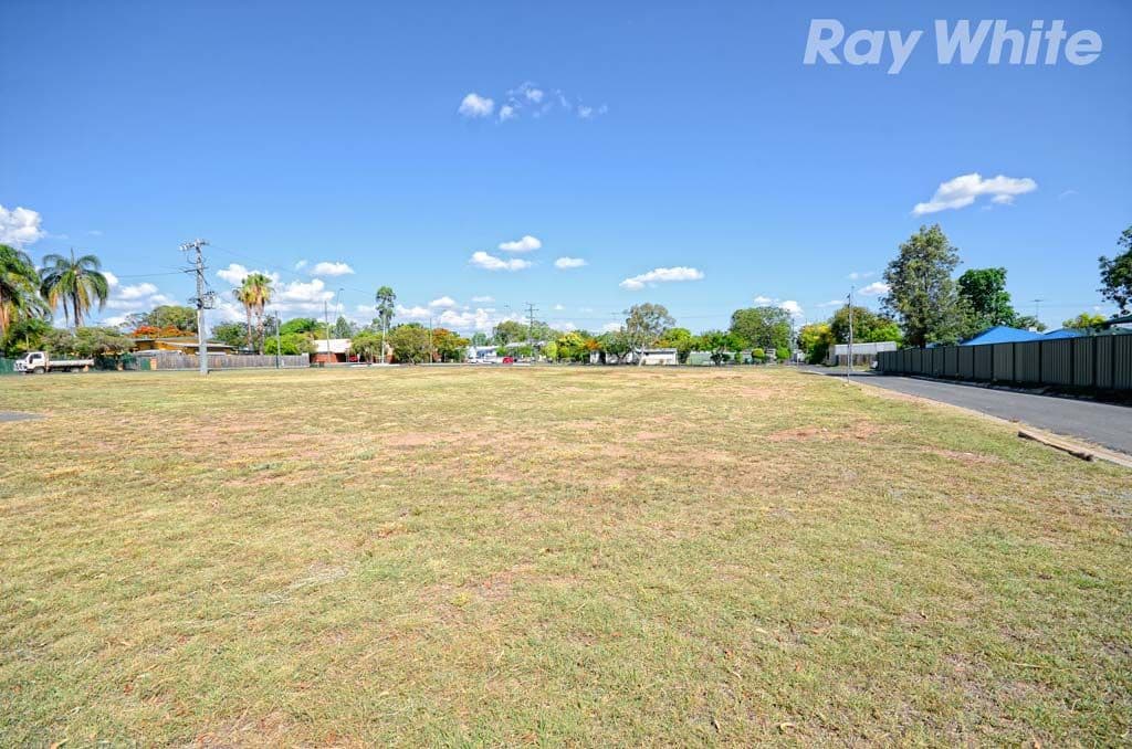 85 Kroombit Street, Biloela QLD 4715, Biloela - Thumbnail 2
