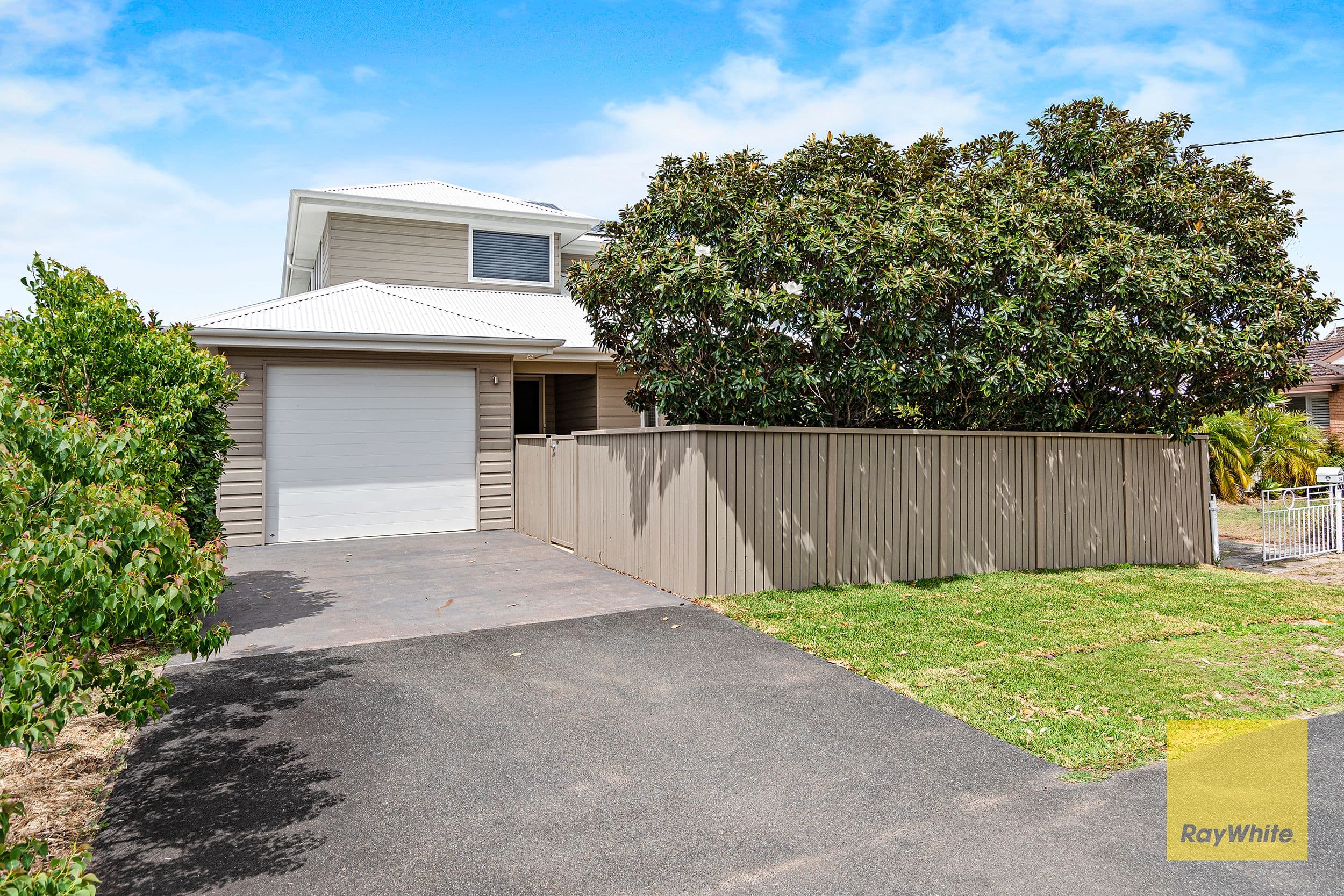 52 Cambridge Street, Umina Beach NSW 2257, Umina Beach - Thumbnail 3