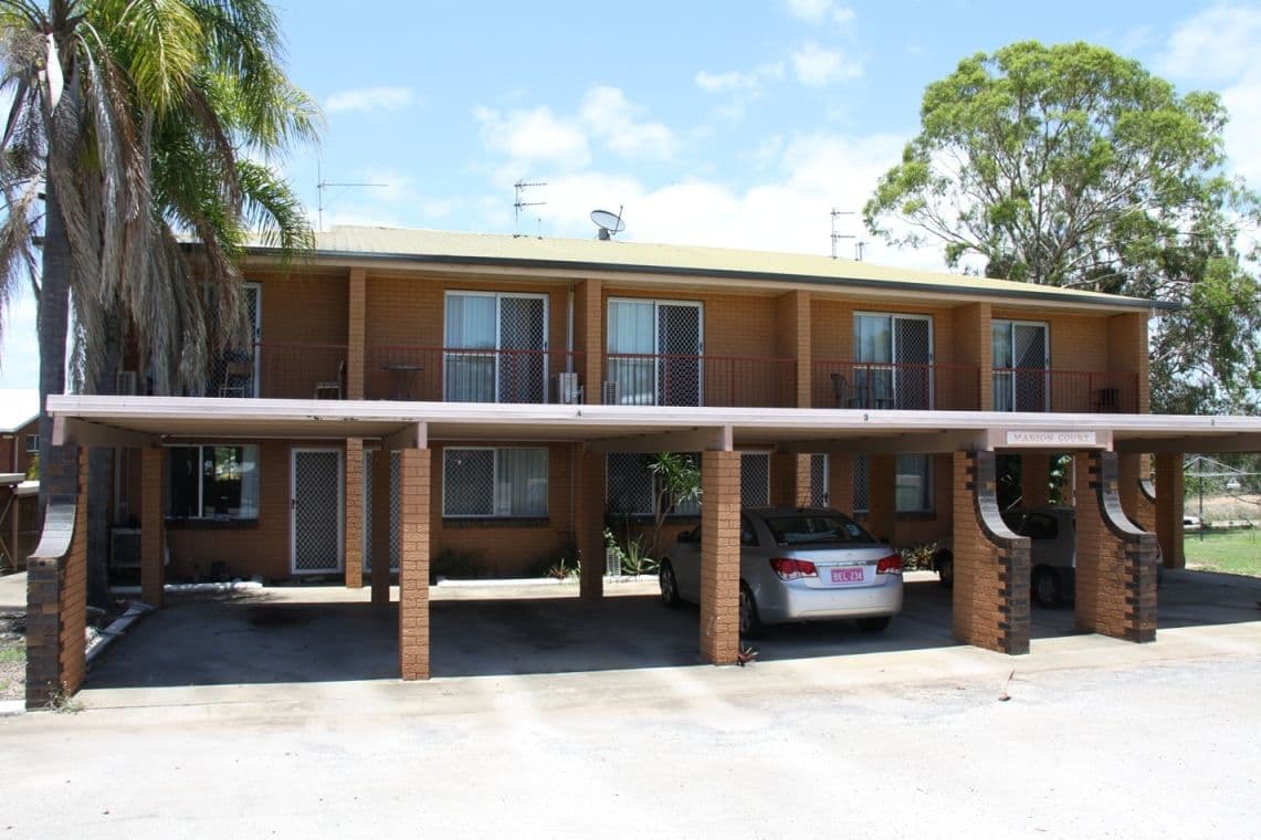 4 Elizabeth Street, TANNUM SANDS QLD 4680, Tannum Sands - Thumbnail 2