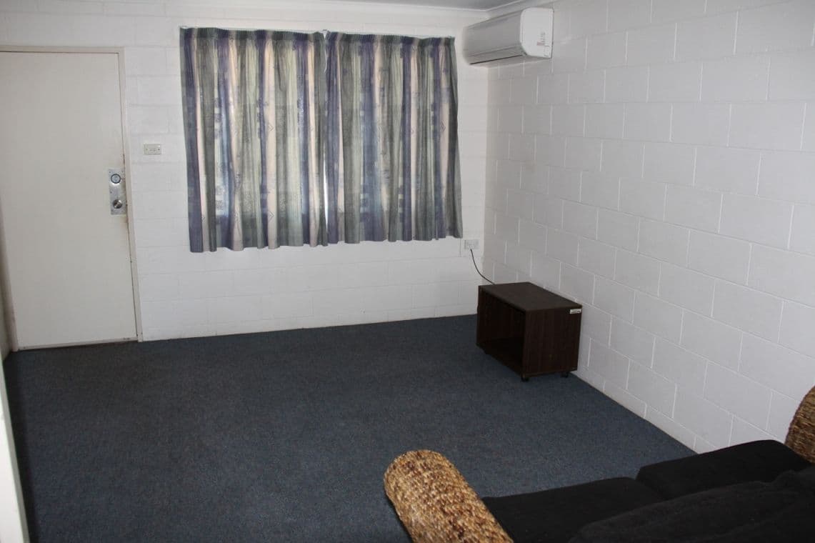 4 Elizabeth Street, TANNUM SANDS QLD 4680, Tannum Sands - Thumbnail 4