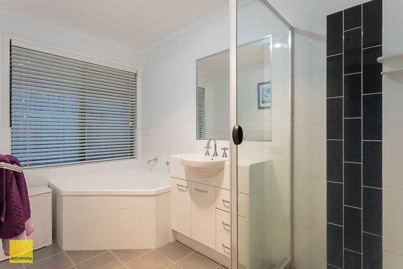 15 Sapium Road, Redland Bay QLD 4165, Redland Bay - Thumbnail 8
