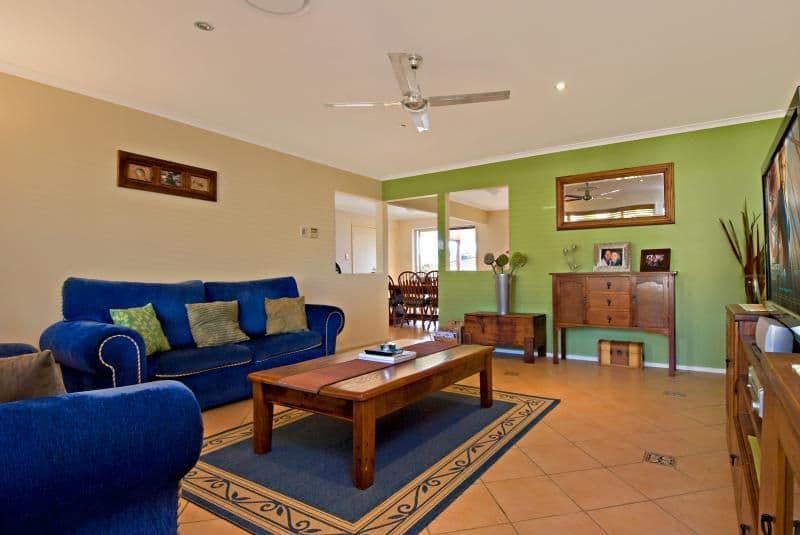 16 Crusader Street, BATTERY HILL QLD 4551, Battery Hill - Thumbnail 2