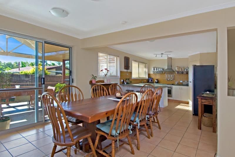 16 Crusader Street, BATTERY HILL QLD 4551, Battery Hill - Thumbnail 3